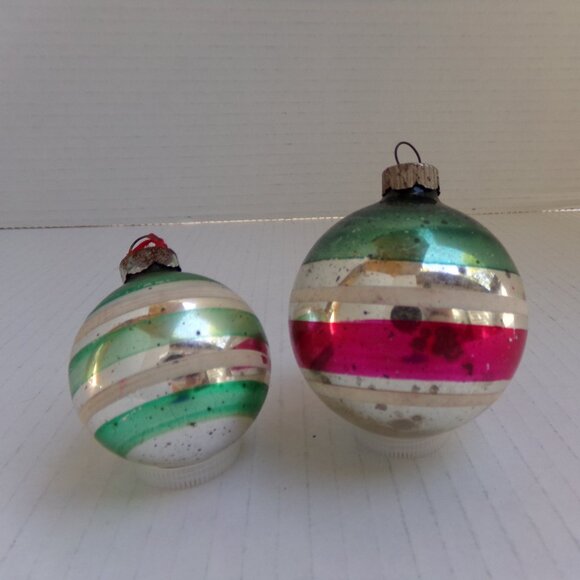 Vintage Lot of 2 Shiny Brite Striped Round Ball Christmas Ornaments Silver Green - Picture 14 of 14